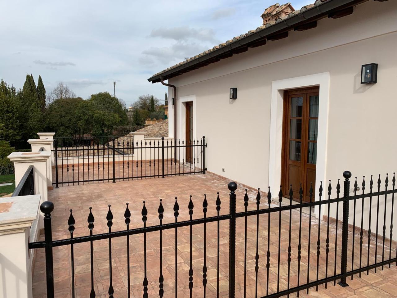 Favilla Di Charme Rom